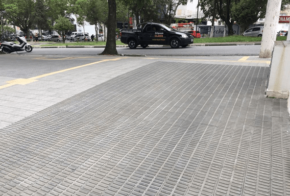 Por que utilizar ladrilhos hidráulicos em calçadas